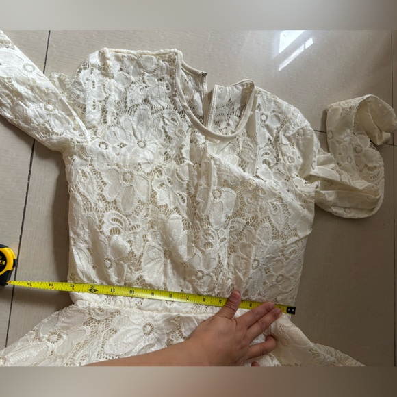 Bridal shower dress long sleeve lace - Picture 6 of 7